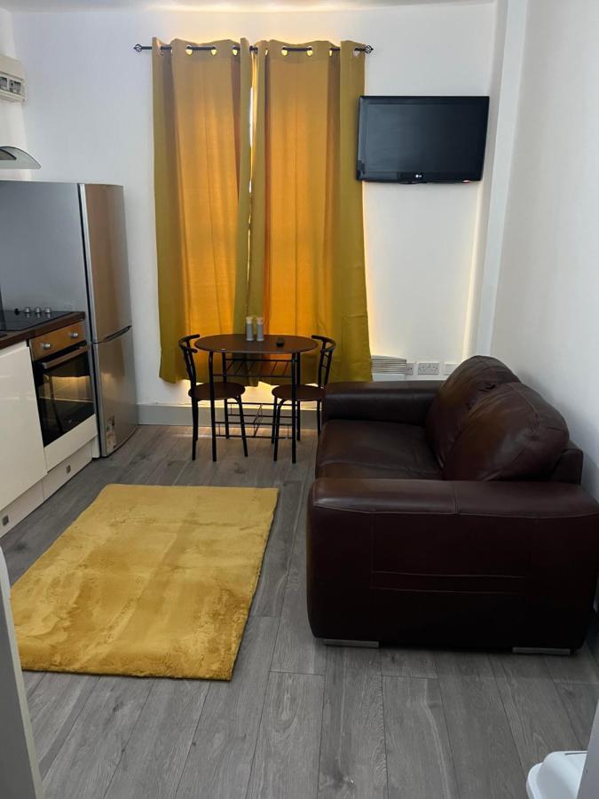 Ferienwohnung Ground Floor Two Bed Cairo Street Warrington Exterior foto